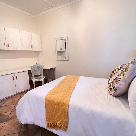 ヨハネスブルグPeaceful@Swansea In Rosebank-Parkwoodアパートメント エクステリア 写真