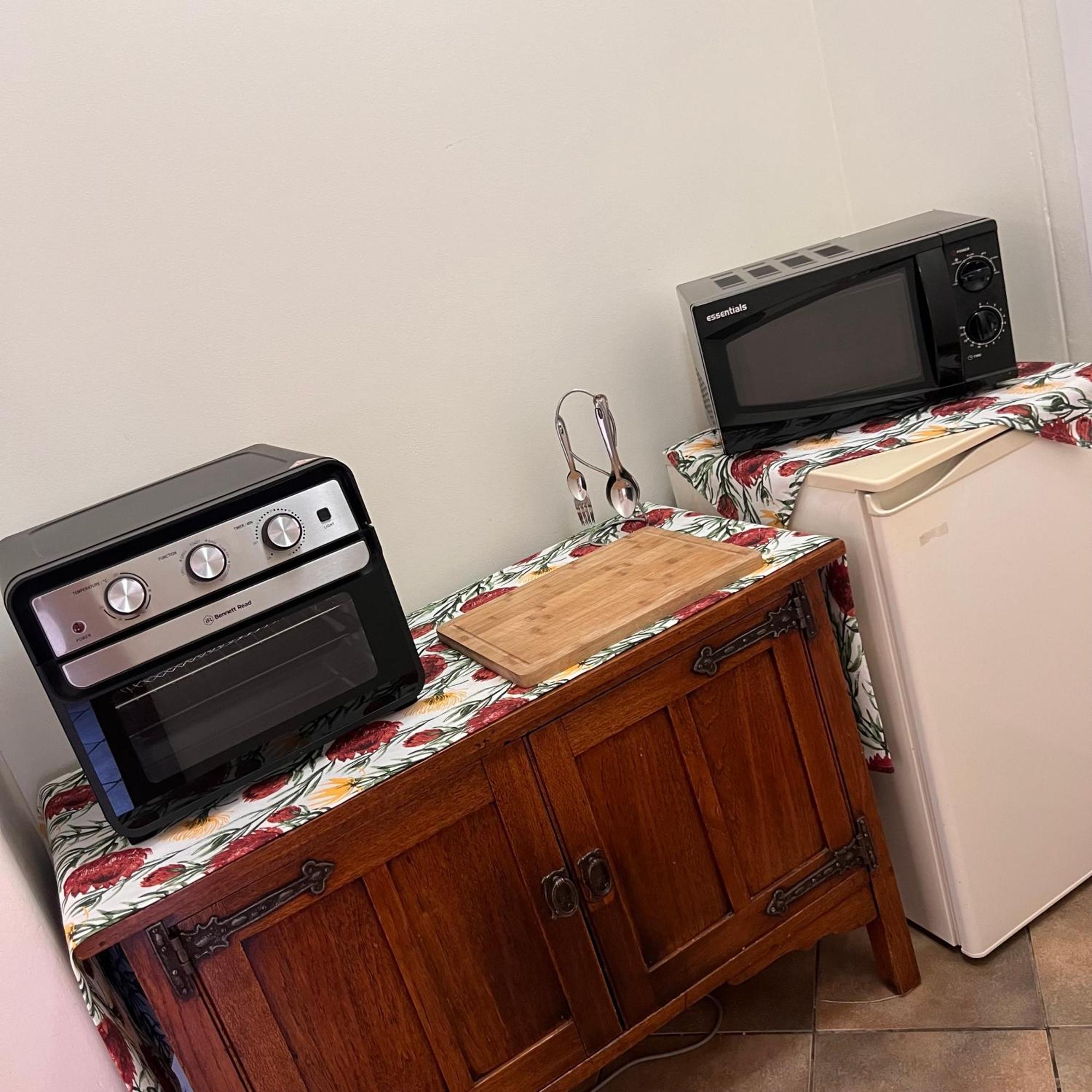 ヨハネスブルグPeaceful@Swansea In Rosebank-Parkwoodアパートメント エクステリア 写真